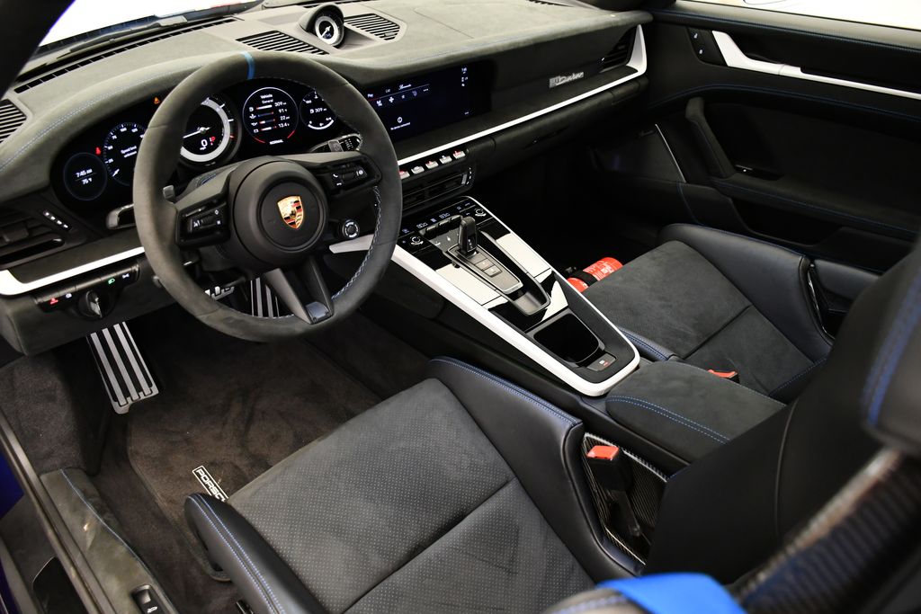 Thumbnail: 2024 Porsche 911 - 4