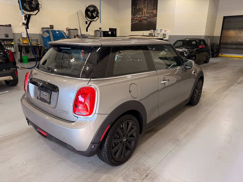 Thumbnail: 2020 MINI Cooper - 6