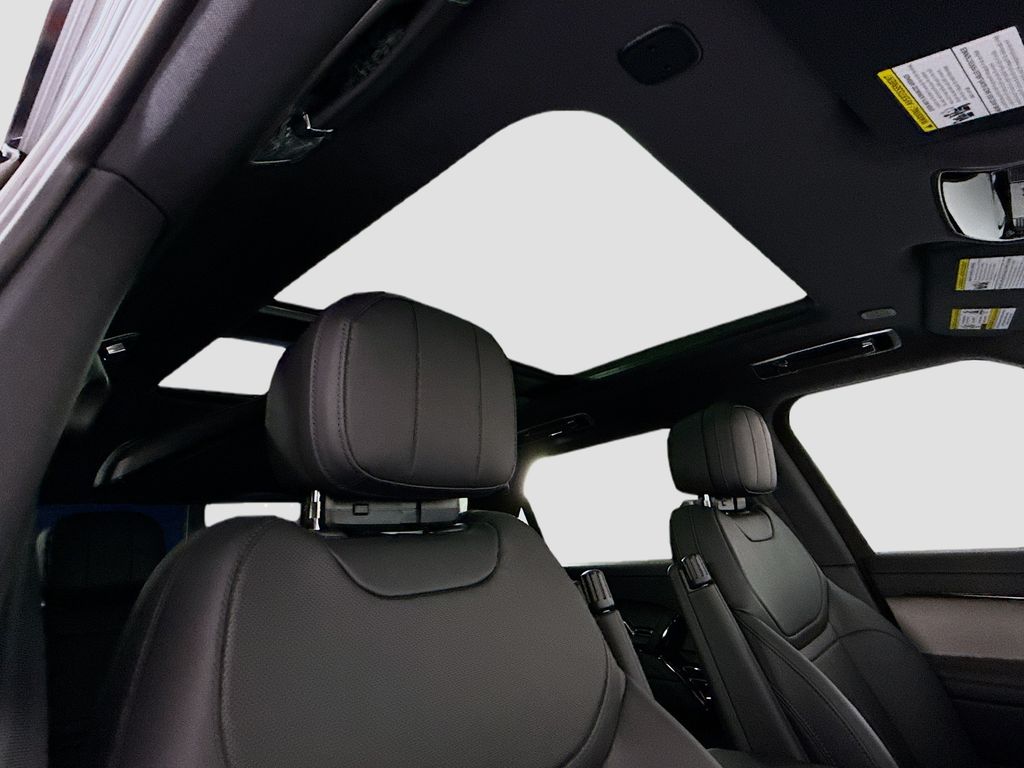 Thumbnail: 2026 Land Rover Range Rover Sport - 20
