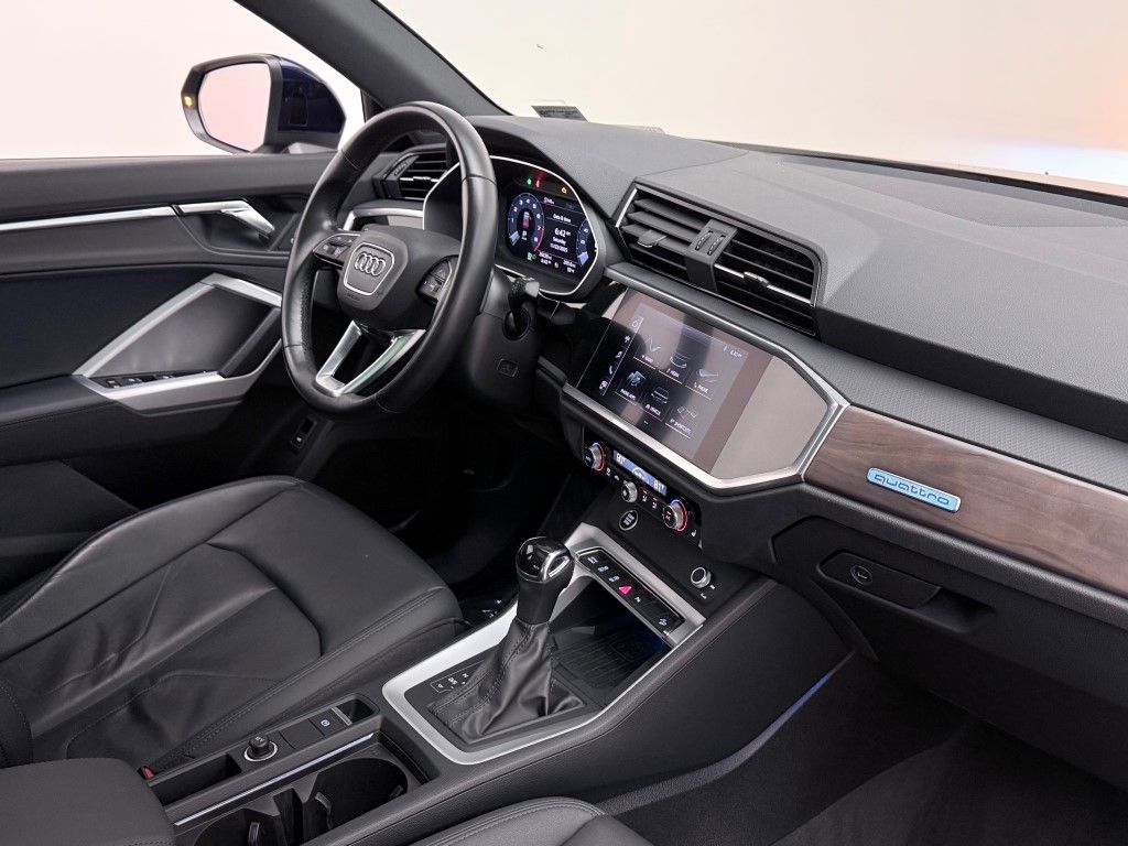 Thumbnail: 2021 Audi Q3 - 15