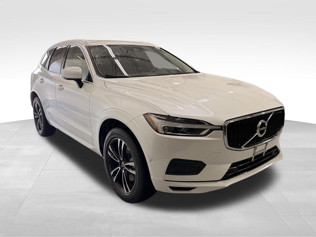 Thumbnail: 2019 Volvo XC60 - 7