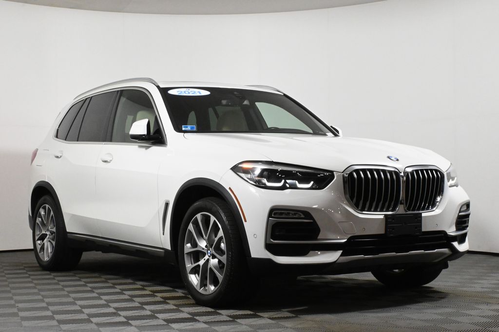 Thumbnail: 2021 BMW X5 - 9
