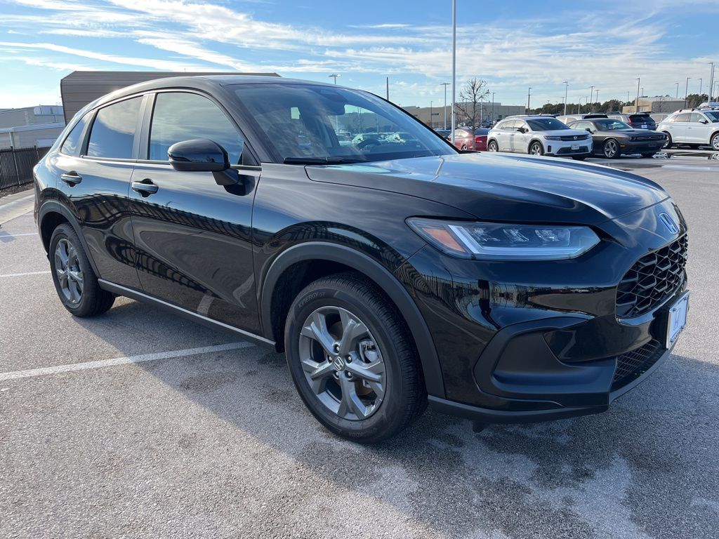 Thumbnail: 2026 Honda HR-V - 3