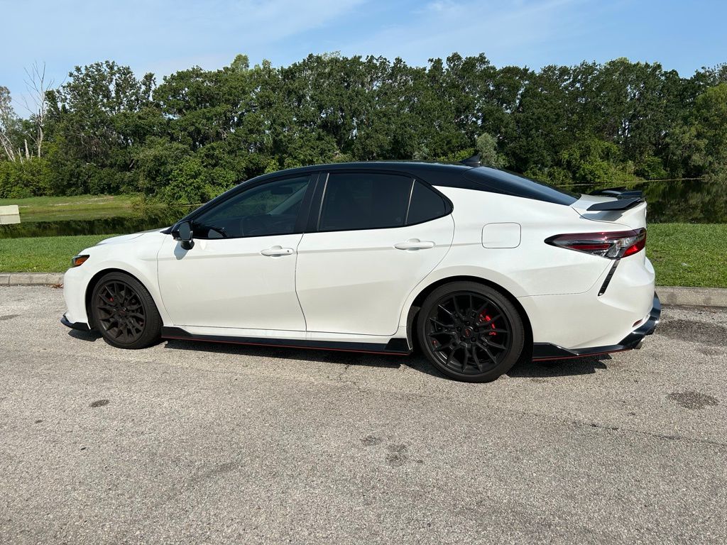 2023 Toyota Camry XSE 3