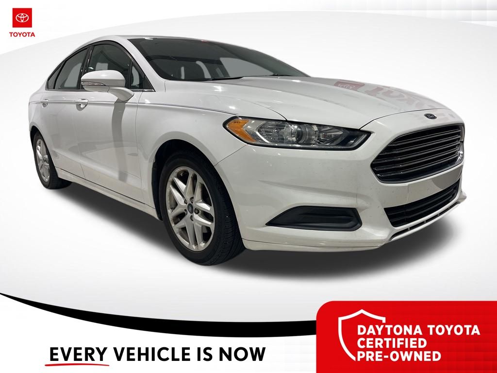 Oxford White 2016 Ford Fusion Sedan Front-Wheel Drive 6-Speed Automatic