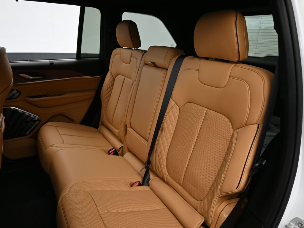 New 2025 Bright White Clearcoat Jeep Summit image 31