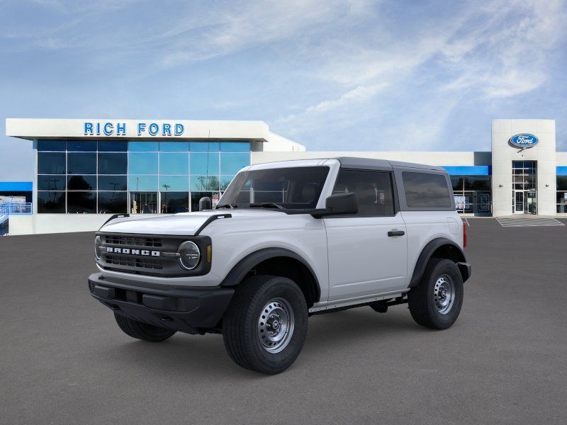 Oxford White 2026 Ford Bronco SUV / Crossover Four-Wheel Drive Automatic