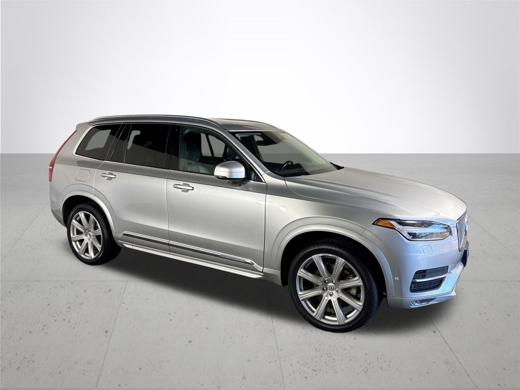 2018 Volvo XC90 T6 Inscription