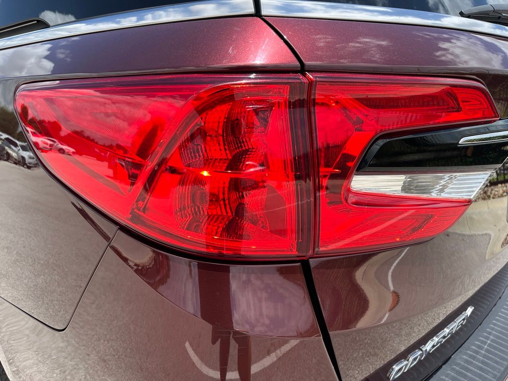 Thumbnail: 2021 Honda Odyssey - 7