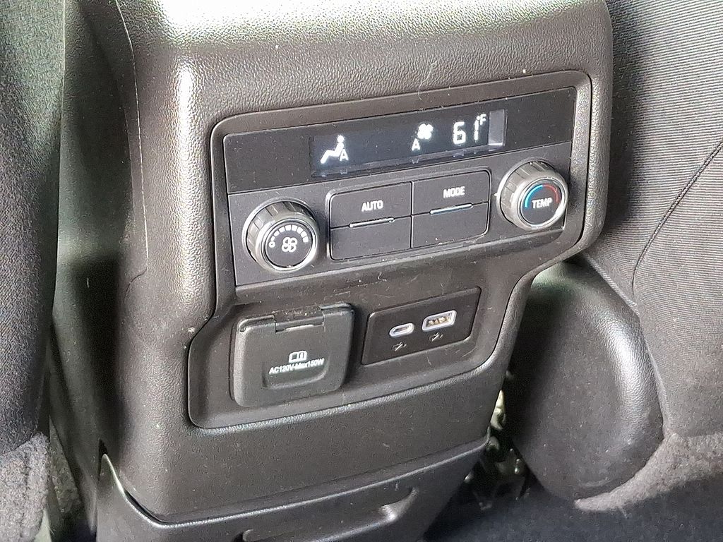 Thumbnail: 2023 GMC Acadia - 11
