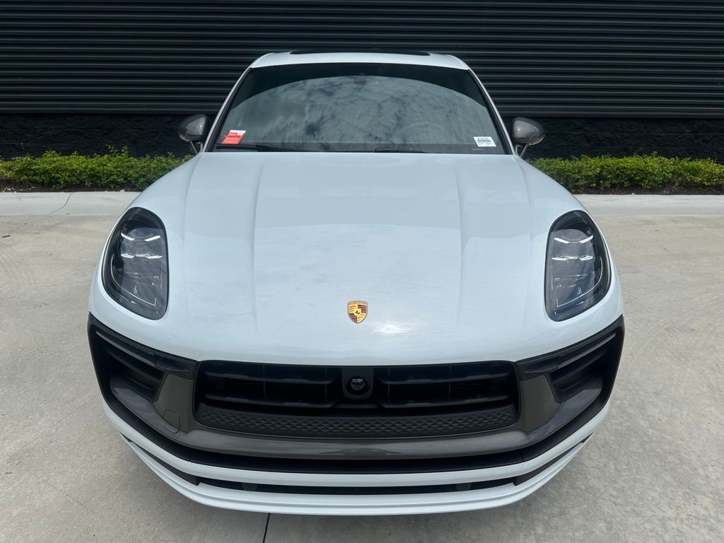 2024 Porsche Macan  8