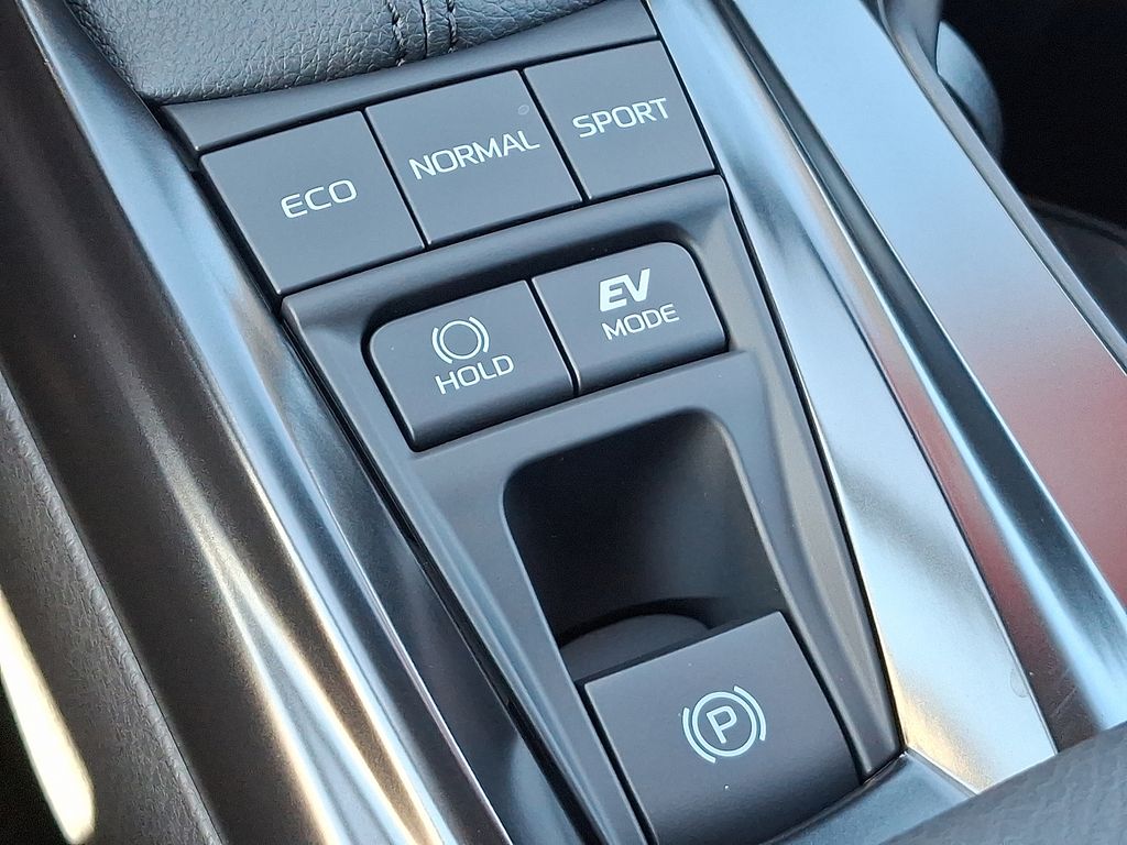 Thumbnail: 2025 Toyota Camry - 26