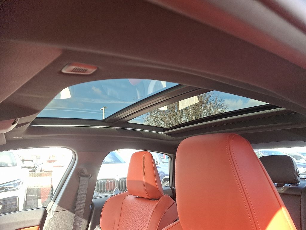 Thumbnail: 2025 BMW 2 Series - 15