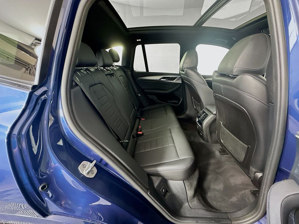 Thumbnail: 2021 BMW X3 - 28