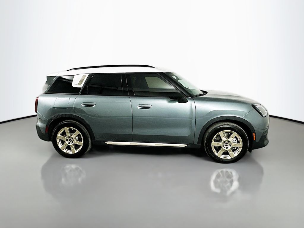 Thumbnail: 2025 MINI Cooper Countryman - 4