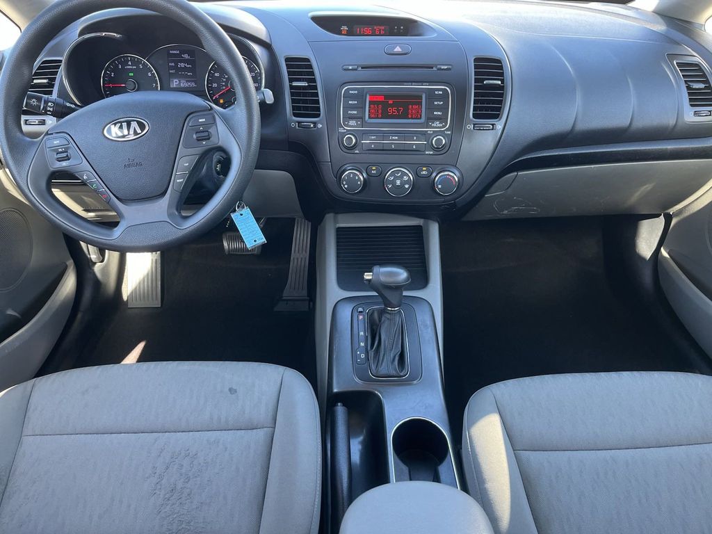 2015 Kia Forte LX 14