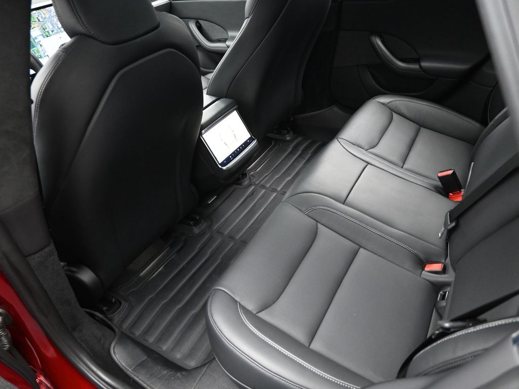 2024 Tesla Model S Plaid Tri Motor All-Wheel Drive