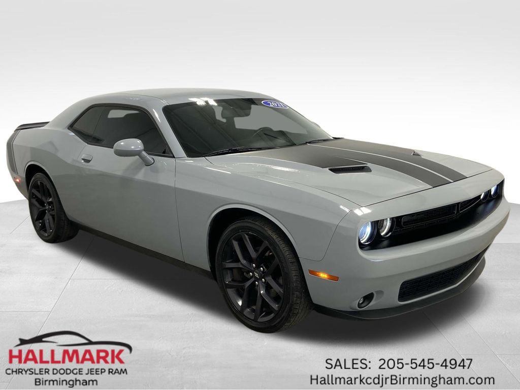 2021 Dodge Challenger SXT
