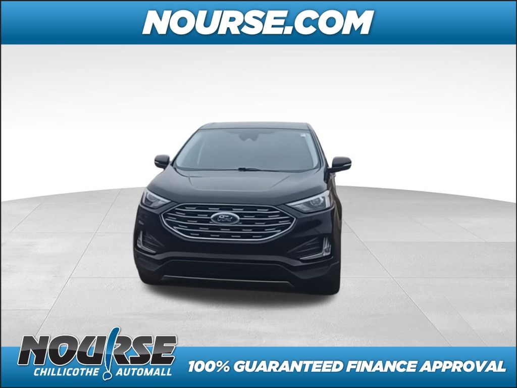 2022 Ford Edge Titanium photo