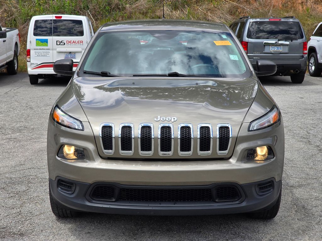 2017 Light Brownstone Pearlcoat Jeep Cherokee Sport 4X4 SUV