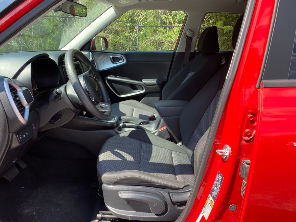 Certified Used 2024 Red Kia LX image 13