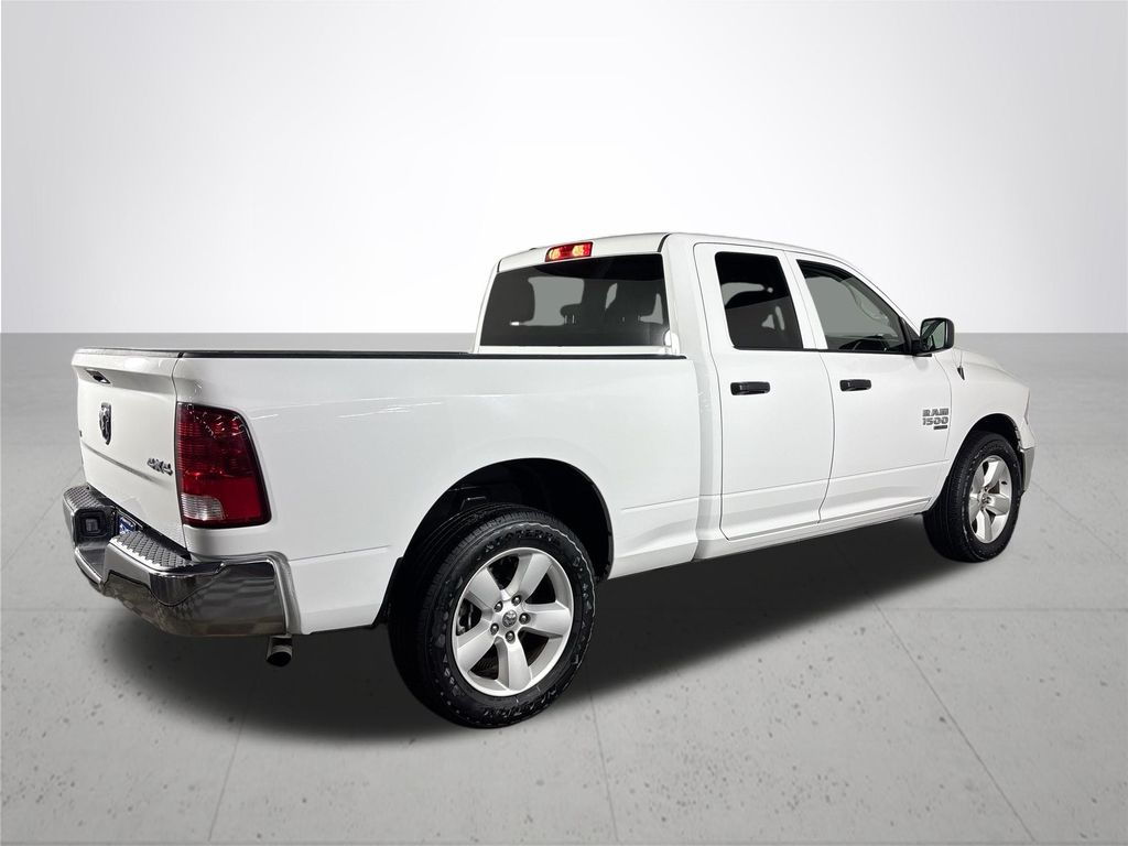 2024 Ram 1500 Classic SLT
