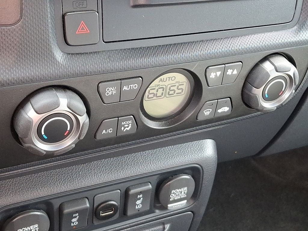 Thumbnail: 2010 Honda Ridgeline - 17
