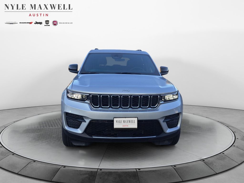 New Car 2025 Jeep Grand Cherokee  Laredo X For Sale Under $40,000 In Austin, Texas