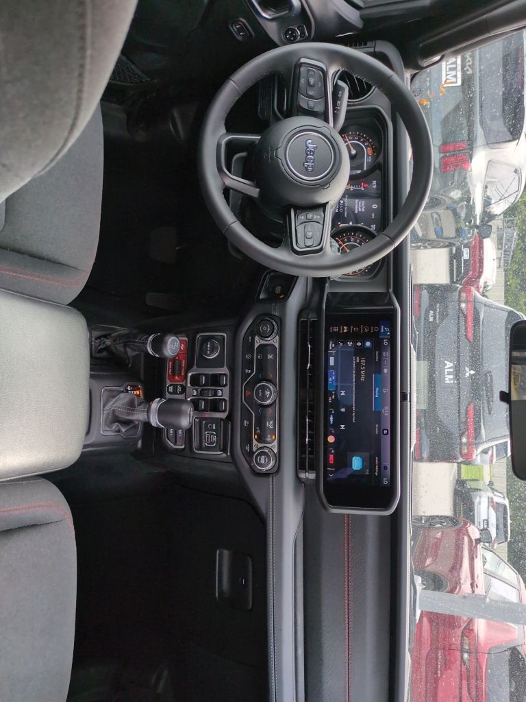 Used 2025 Black Jeep Rubicon image 8