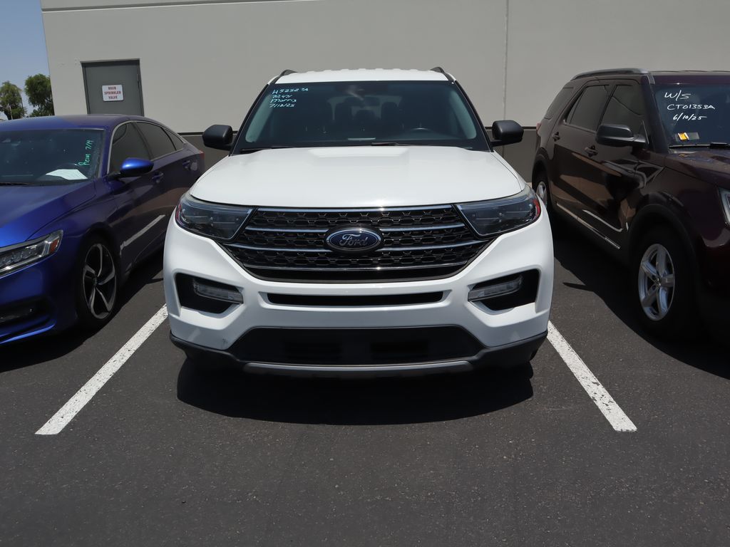 Thumbnail: 2022 Ford Explorer - 2