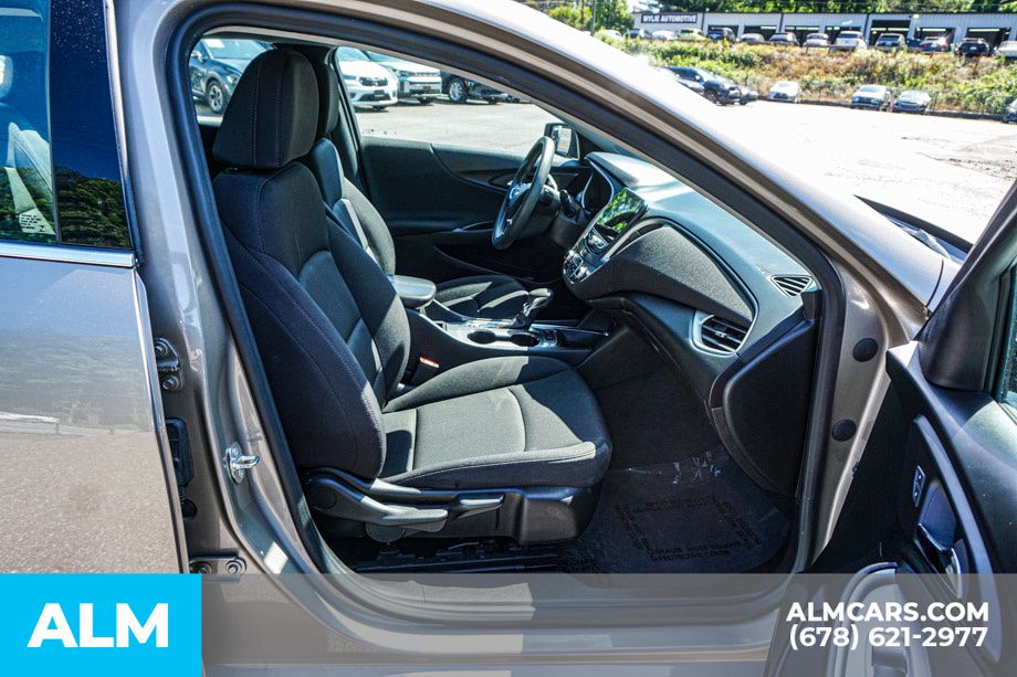 Used 2024 Gray Chevrolet LT image 23