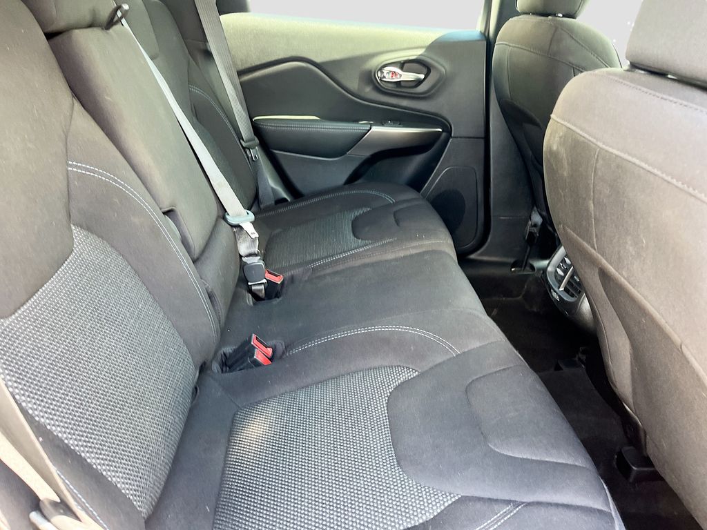 2021 Jeep Cherokee Latitude Red at Emmons Autoplex