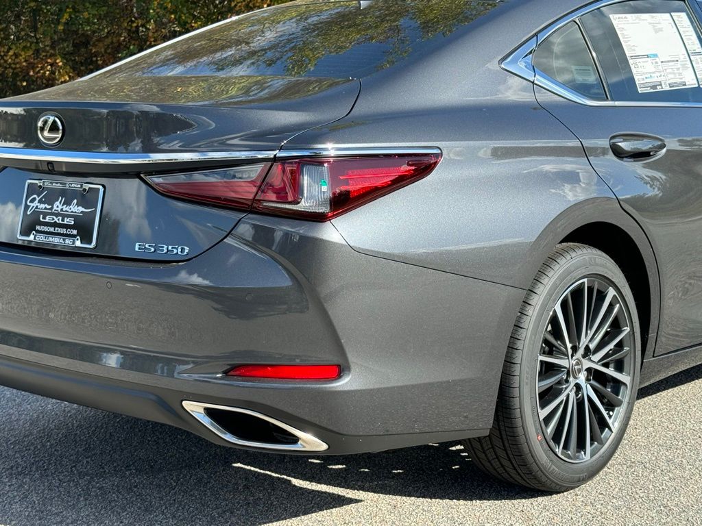 2025 Lexus ES 350 15