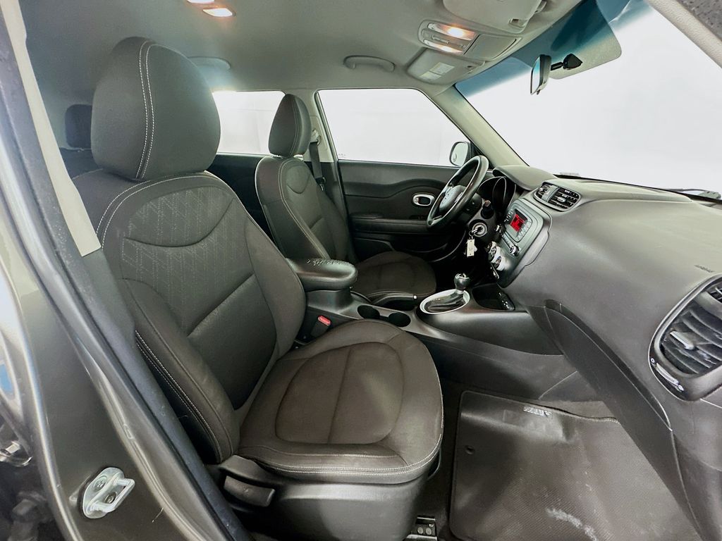 Thumbnail: 2015 Kia Soul - 25