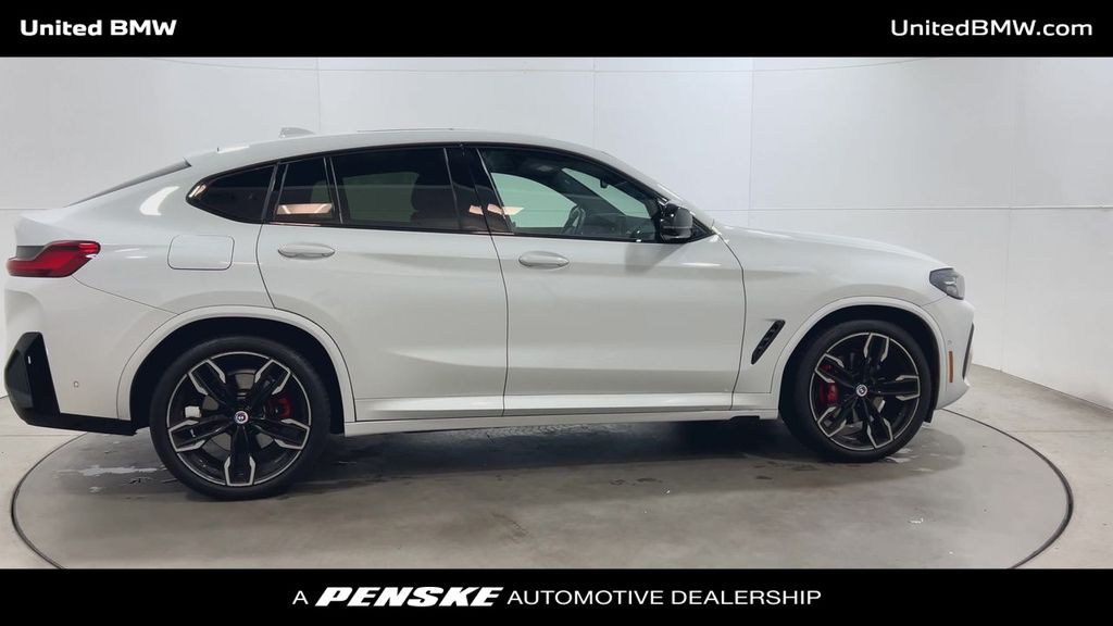 Thumbnail: 2023 BMW X4 - 9