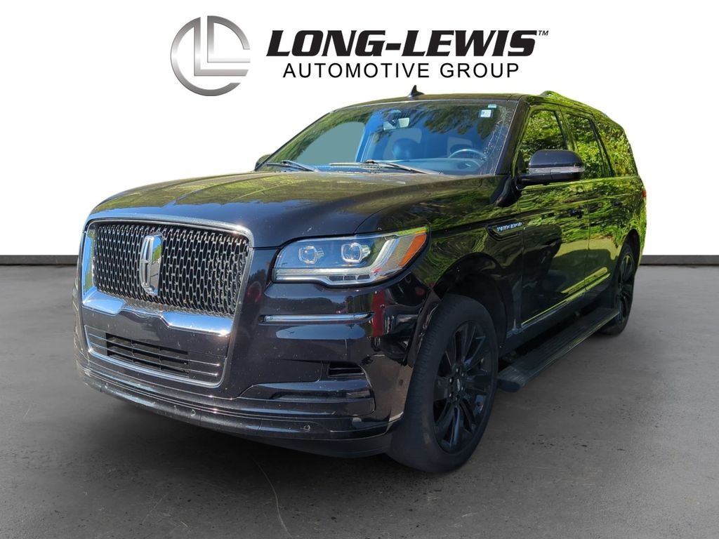 Infinite Black Metallic Clearcoat 2023 Lincoln Navigator Reserve RWD SUV / Crossover 4X2 Automatic