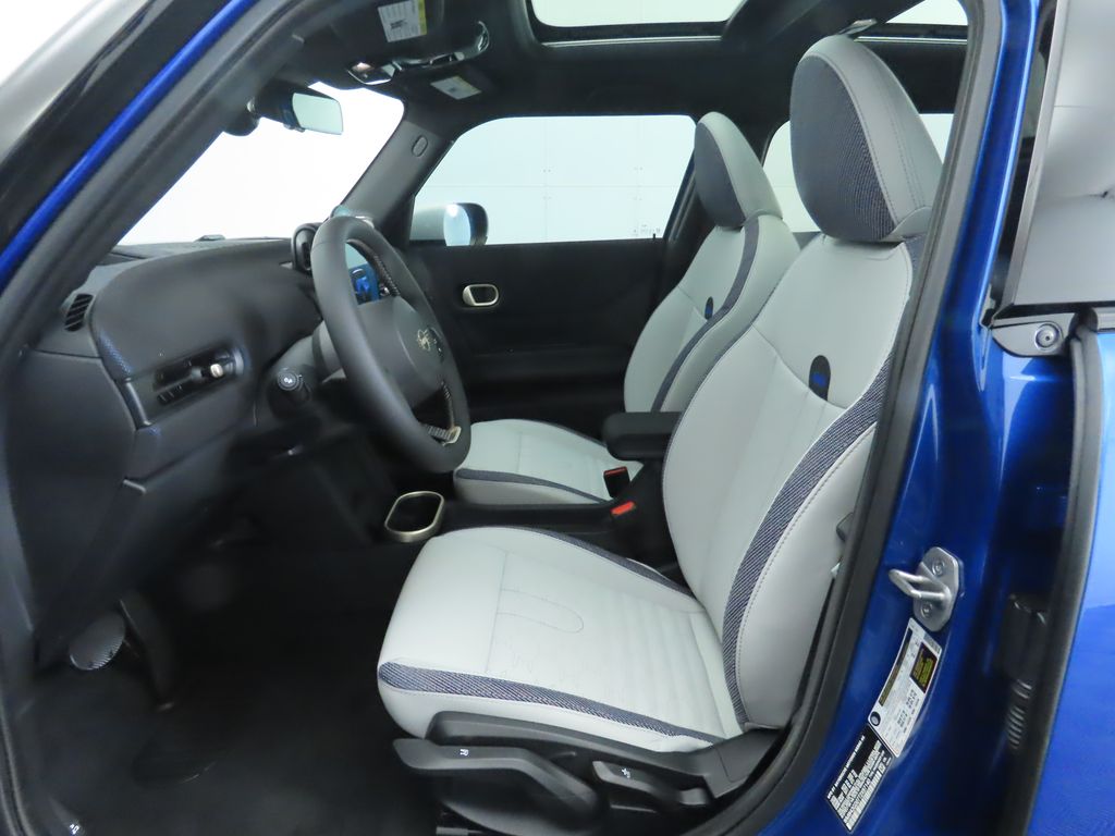 Thumbnail: 2026 MINI Cooper - 22