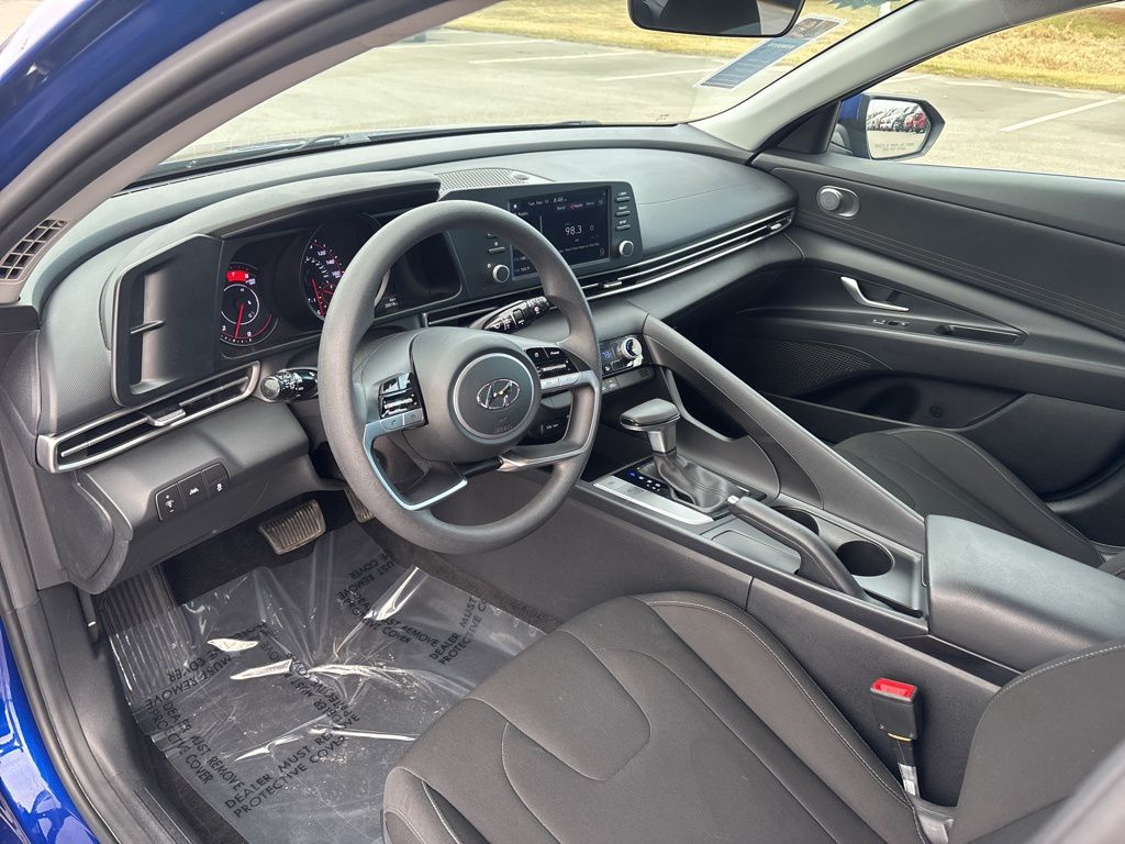 Used 2023 Hyundai Elantra Sedan