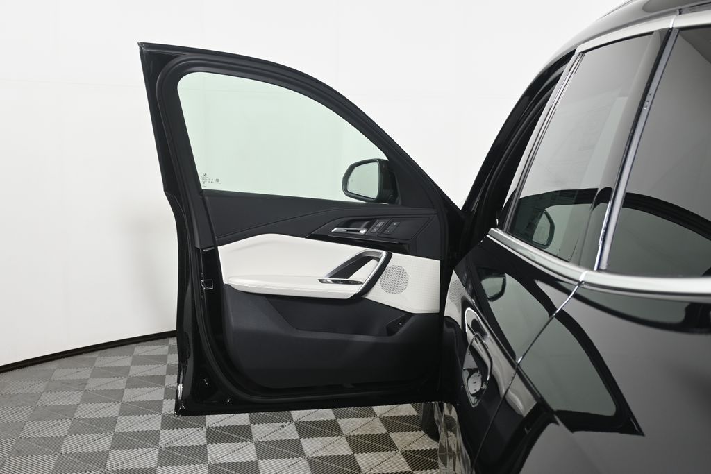 Thumbnail: 2026 BMW X1 - 28