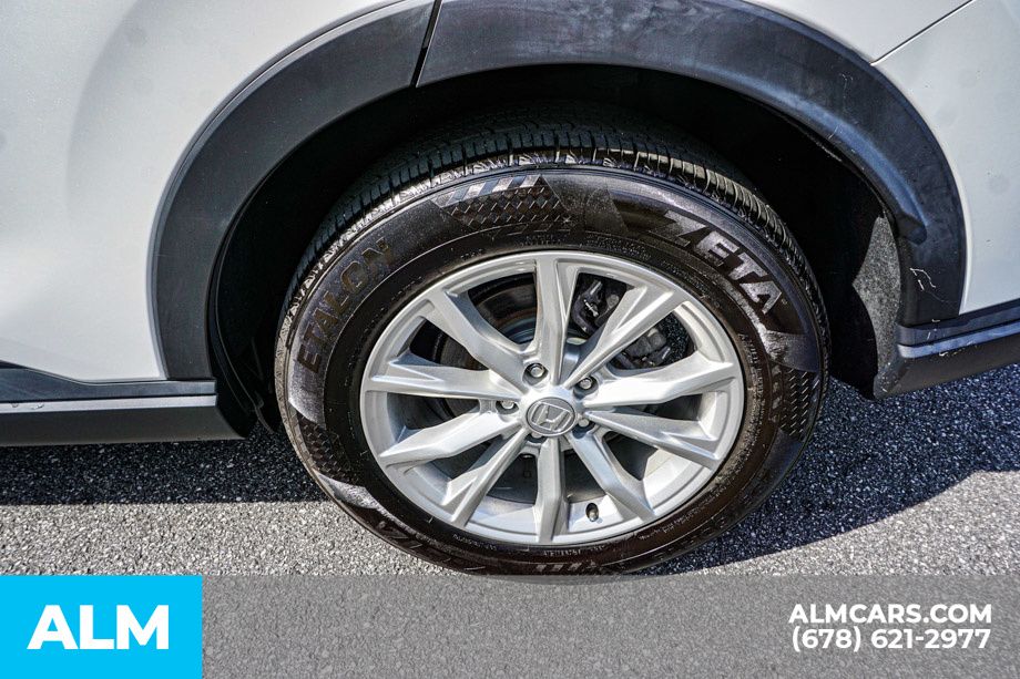 Used 2024 White Honda EX-L image 17