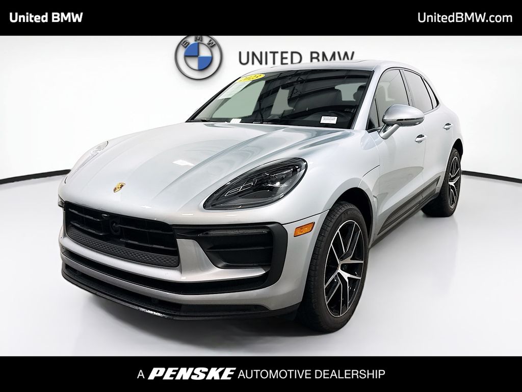 Thumbnail: 2023 Porsche Macan - 1