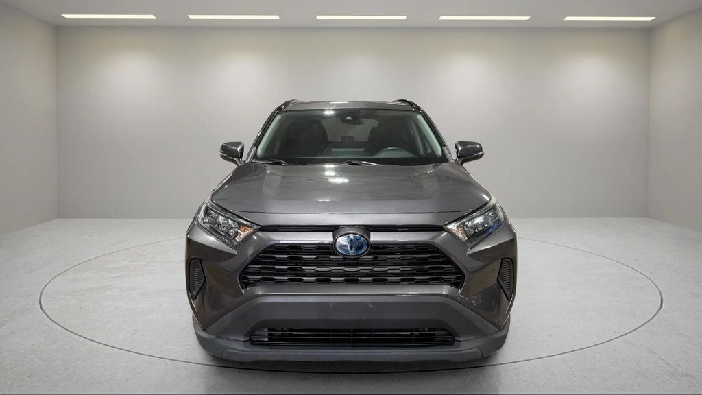 Used 2019 Magnetic Gray Metallic w/Black Roof Toyota LE image 15