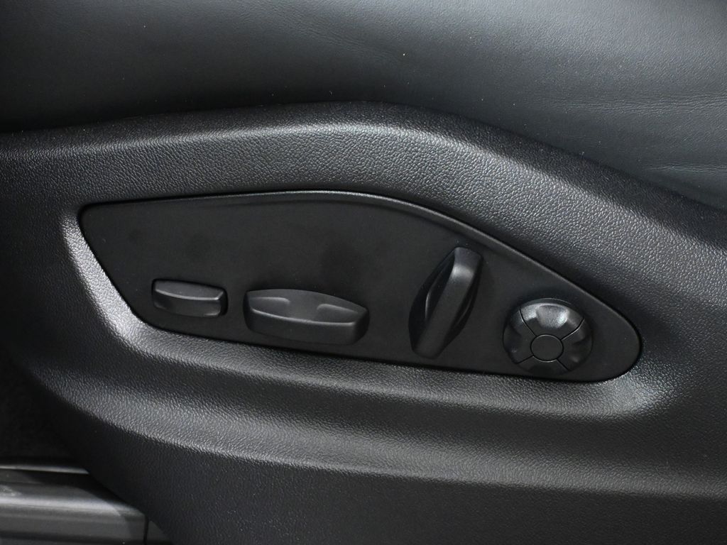 Thumbnail: 2026 Porsche Cayenne - 29