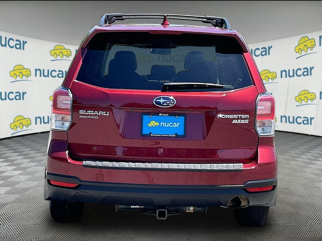 2017 Subaru Forester — photo 5