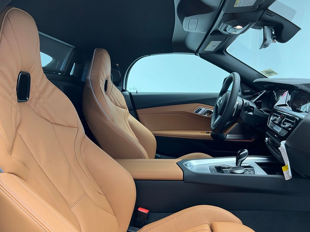 2025 BMW Z4 sDrive30i 11