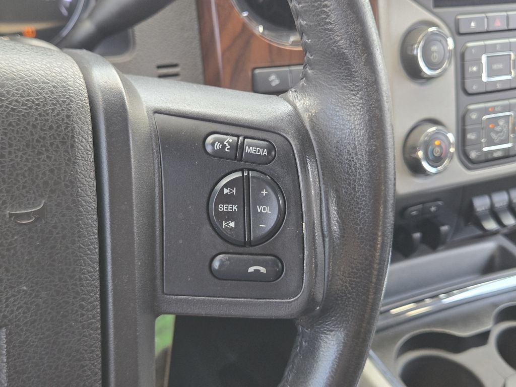 2014 Ford F-250SD Lariat Black at Bravo Nissan