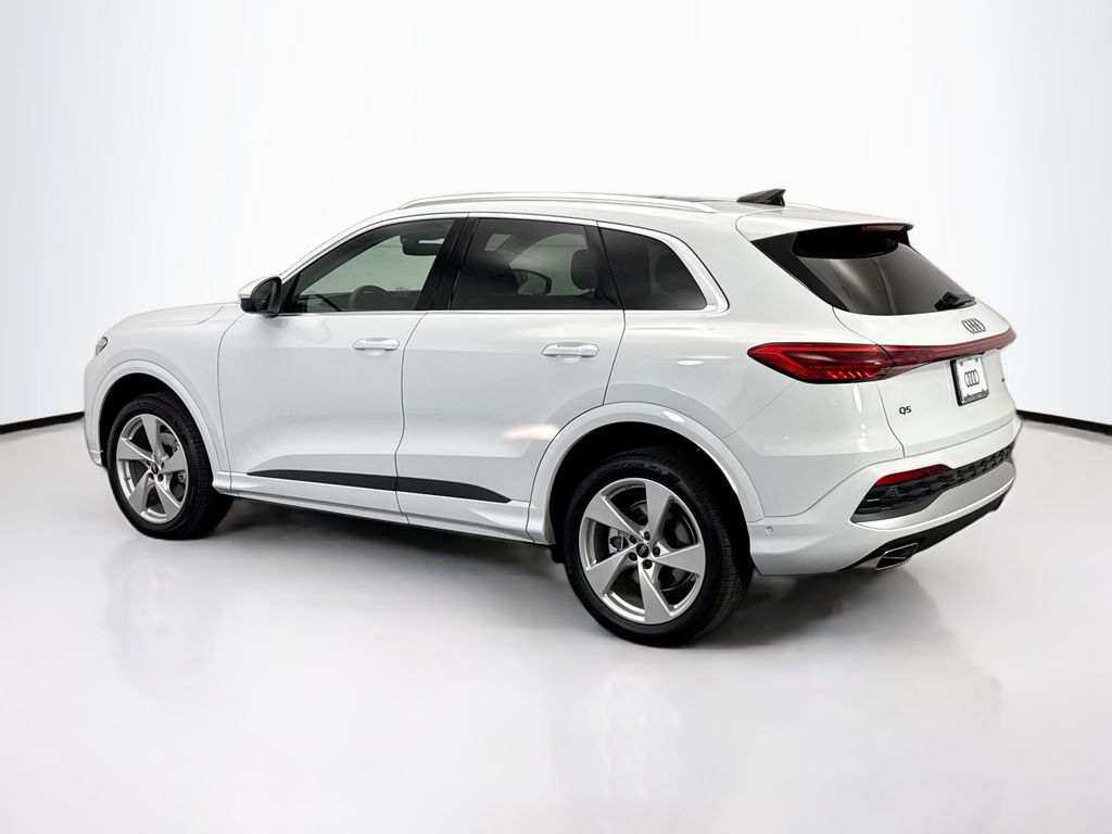 Thumbnail: 2025 Audi Q5 - 7