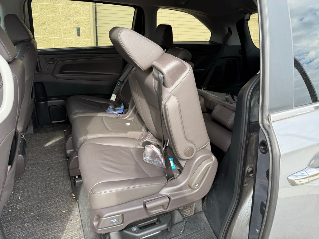 Thumbnail: 2023 Honda Odyssey - 10