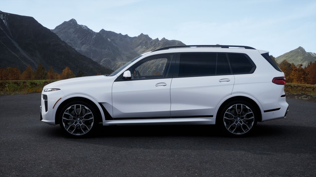 Thumbnail: 2026 BMW X7 - 31