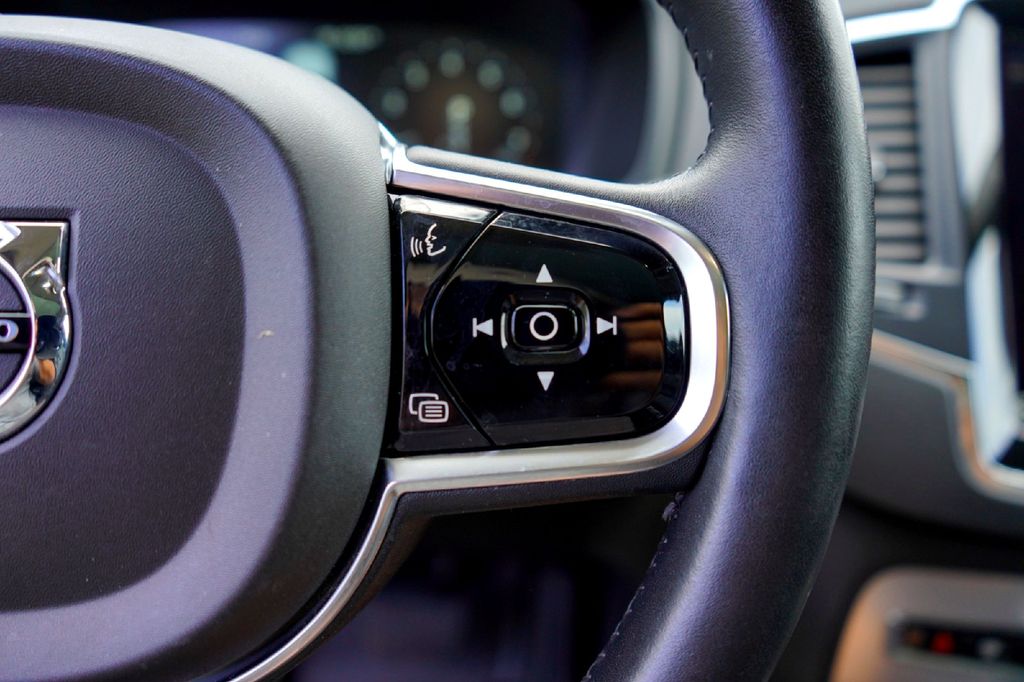 Used Car 2016 Volvo Xc90  T6 Momentum For Sale Under $15,000 In Taylor, Texas